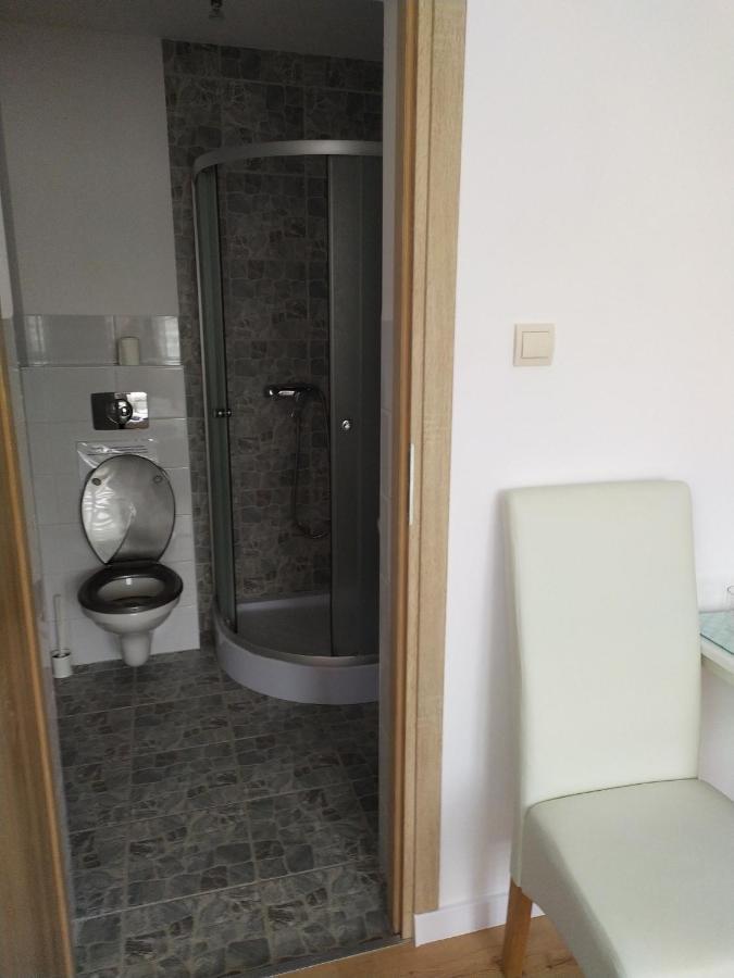 Pokoje U Bozeny Apartment Ostrowo  Bagian luar foto
