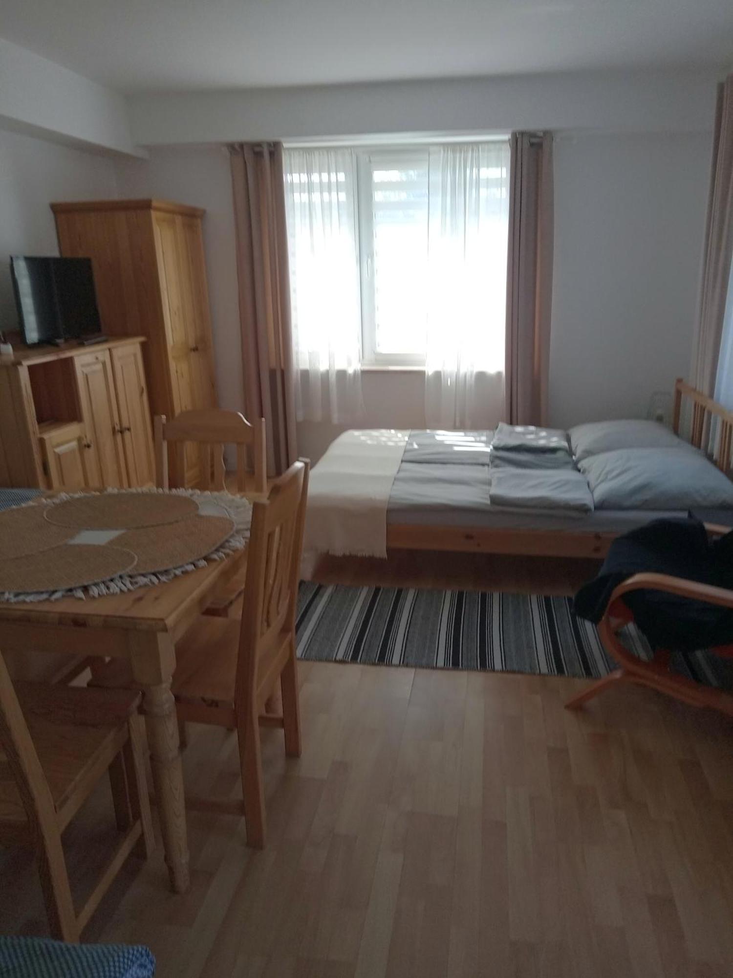 Pokoje U Bozeny Apartment Ostrowo  Bagian luar foto